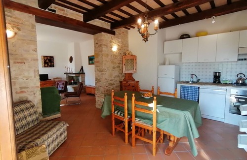 Fermo House | 5 minutes from the sea, panoramic terrace. the pomegranate borgocasalcristiana