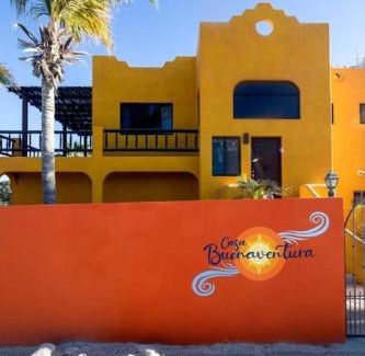 Buenos Aires House | 5 Minutes to Downtown Los Barriles, Walk to Beach
