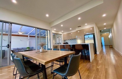 West Beach House | 5 Star- Luxurious West Beach holiday home with pool - 100 mtrs from the Beach!
