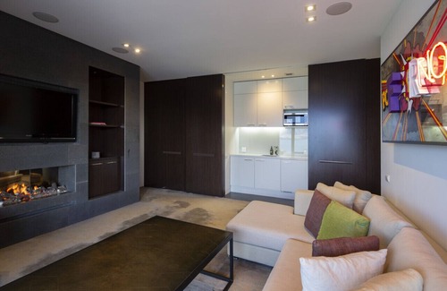 Fernhill House | 50 Aspen Grove - Hosted by NZSIR Luxury Rental Homes