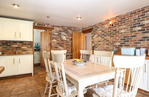 Pagham Cottage | 50 Harbour Road