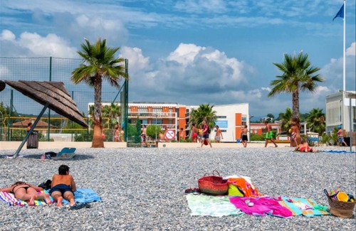 Villeneuve Loubet Beach Apartment | 50 m² Apartment ∙ 2 bedrooms ∙ 6 guests