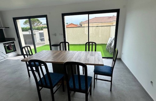 Satolas-et-Bonce Apartment | 50 m² Apartment ∙ 3 bedrooms ∙ 6 guests