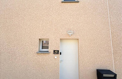 Satolas-et-Bonce Apartment | 50 m² Apartment ∙ 5 bedrooms ∙ 10 guests