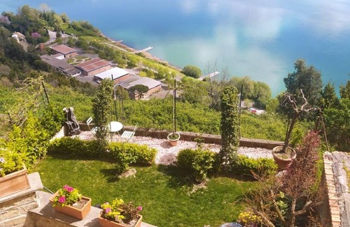 Castel Gandolfo Apartment | 50 m² Apartment ∙ 1 bedroom ∙ 3 guests