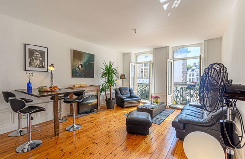 Auray Apartment | 50 m² Apartment ∙ 1 bedroom ∙ 2 guests