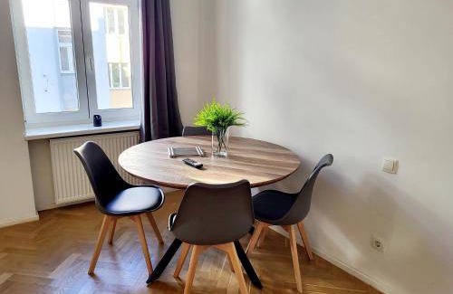 Donaustadt Apartment | 50 m² Apartment ∙ 2 bedrooms ∙ 10 guests