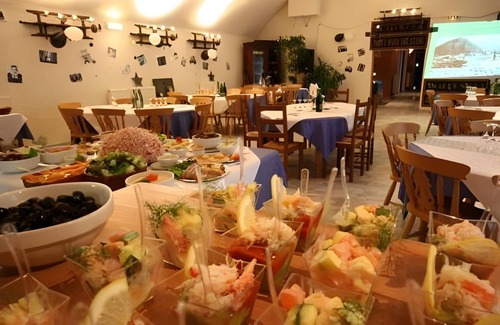 Largentiere Hotel | 50 m² Hotel ∙ 3 bedrooms ∙ 7 guests