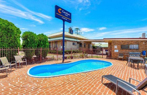 Warwick Hotel | 50 m² Motel ∙ 127 guests