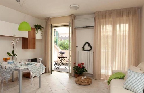 Ospedaletti Apartment | 50 m² Serviced apartment ∙ 5 guests