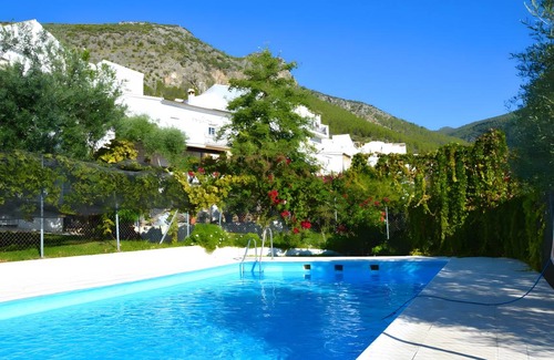 Algodonales House | 500 m² House ∙ 9 bedrooms ∙ 46 guests