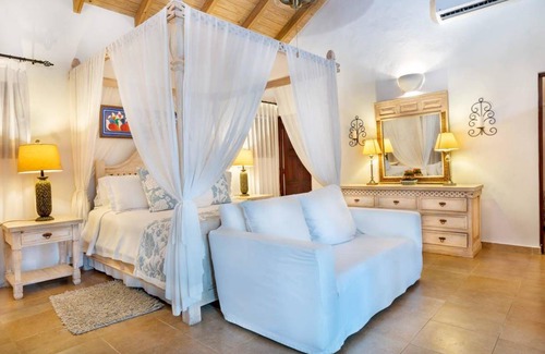 Los Lagos Villa | 500 m² Villa ∙ 5 bedrooms ∙ 10 guests