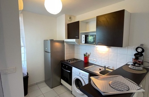 Sarlat-la-Caneda Apartment | 500m from the historical center Apt 50m² +Balcony +Parking Elevator DRAPS + HOUSEHOLD INCLUDED