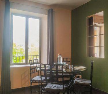 Oullins Apartment | 52 m² Apartment ∙ 1 bedroom ∙ 6 guests
