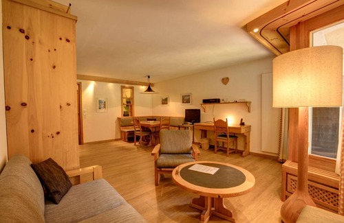 Silvaplana Apartment | 52 m² Apartment ∙ 1 bedroom ∙ 2 guests