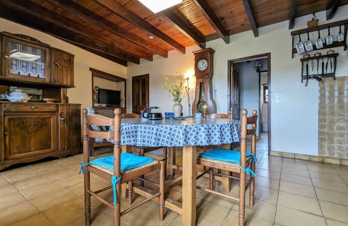 Saint-Ilpize Cottage | 52 m² Cabin ∙ 2 bedrooms ∙ 4 guests