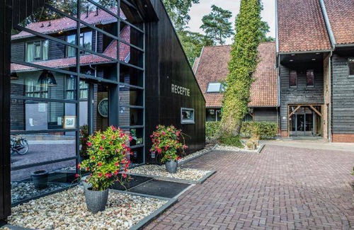 Municipality of Oldenzaal Hotel | 52 m² Hotel ∙ 5 guests