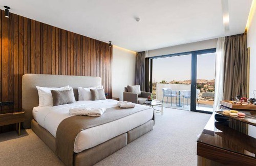 Hivernage Hotel | 53 m² Hotel ∙ 10 guests