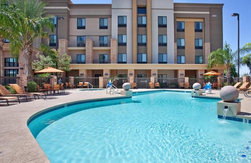 Glendale Sports and Entertainment District Hotel | 54 m² Hotel ∙ 2 bedrooms ∙ 127 guests
