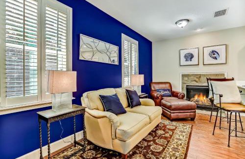 American Beach Apartment | 5422 Leonard Street