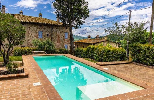 Castiglione della Valle House | 55 m² Farmhouse ∙ 127 guests