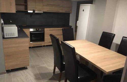 Tiszaujvaros Apartment | 55 m² Apartment ∙ 4 bedrooms ∙ 6 guests