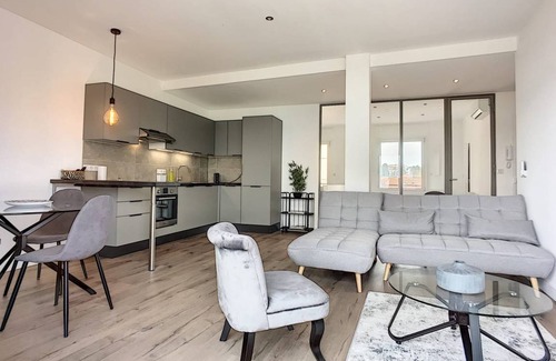Antibes City Centre Apartment | 55 m² Apartment ∙ 1 bedroom ∙ 2 guests