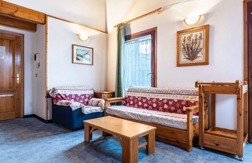 Mezzana Apartment | 55 m² Apartment ∙ 2 bedrooms ∙ 4 guests
