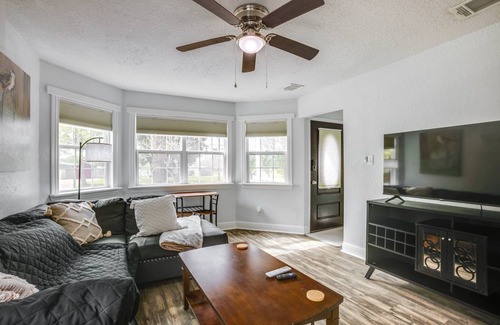 Conroe Apartment | 55 m² Apartment ∙ 4 guests