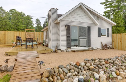 Maple City Cottage | 55 m² Cabin ∙ 2 bedrooms ∙ 4 guests