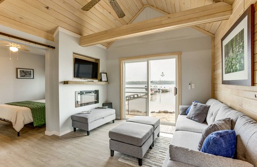 Maple City Cottage | 55 m² Cabin ∙ 2 bedrooms ∙ 4 guests