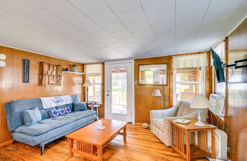 Cayuga Cottage | 55 m² Cabin ∙ 2 bedrooms ∙ 4 guests