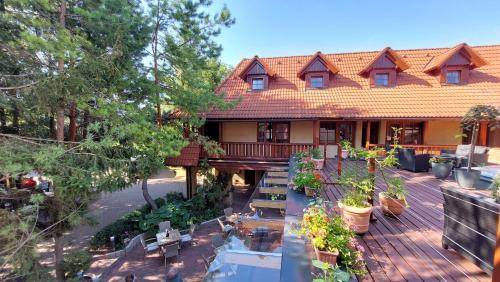 Brezineves Hotel | 55 m² Hotel ∙ 2 bedrooms ∙ 6 guests