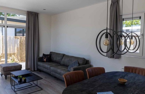 Voorthuizen House | 55 m² House ∙ 2 bedrooms ∙ 4 guests