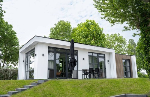 Maurik Villa | 55 m² Villa ∙ 2 bedrooms ∙ 4 guests