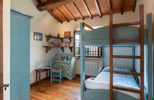 Lucolena Villa | 550 m² Villa ∙ 4 bedrooms ∙ 8 guests