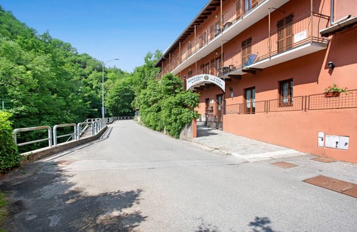 Civate Apartment | 56 m² Apartment ∙ 2 bedrooms ∙ 5 guests