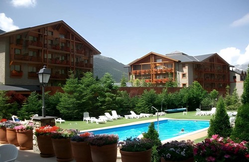 Soldeu Hotel | 56 m² Hotel ∙ 127 guests