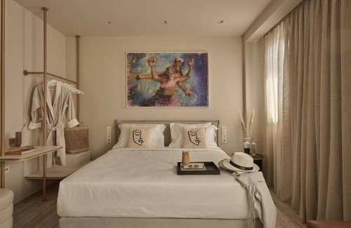 Omonia Hotel | 57 m² Hotel ∙ 2 bedrooms ∙ 127 guests
