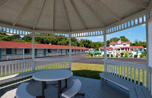 Somers Point Hotel | 57 m² Motel ∙ 2 bedrooms ∙ 8 guests