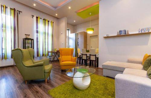 Palace District Apartment | 58 m² Apartment ∙ 2 bedrooms ∙ 8 guests