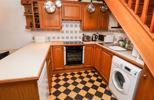 Medbourne Cottage | 5A WATERFALL WAY, character holiday cottage in Medbourne