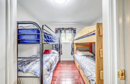 Kirkfield Cottage | 5bedroom cottage, Kirkfield hotub