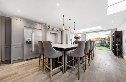 Thamesfield House | 5bedvictorianhseputneyriverside.boutique.homelyenglishhouseinlondon