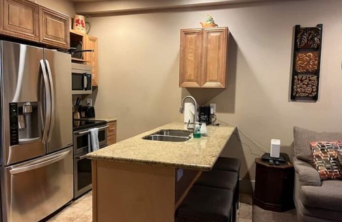 Cliff - Cannon Apartment | 5th Avenue Suites #3