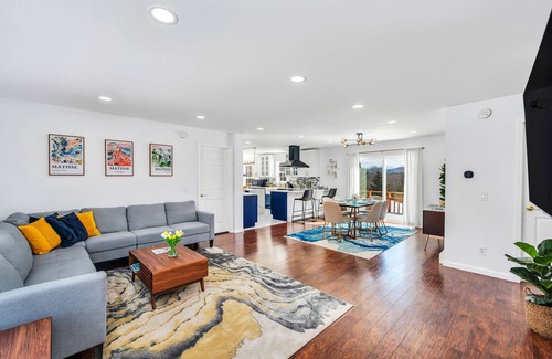 Jewett House | 6-Acres Lux Oasis with 3BR/2BA - Hunter & Windham Mountain Retreat