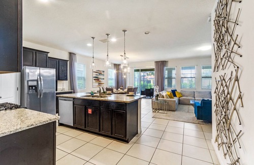 Sunridge Woods Villa | 6 BED | 4 BATH Wealth Villa w/Gamesroom & POOL 7049Oak
