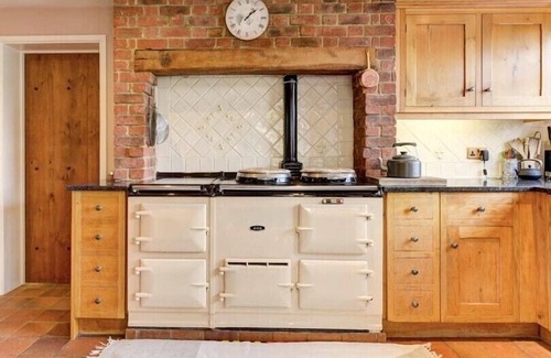 Upper Beeding House | 6 bed rural property with pool & tennis court