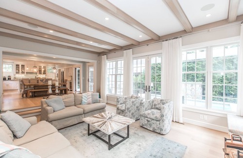 The Pines House | 6 Bedroom/4.5 Bath - Pool - 4 Block To Beach - The Pines