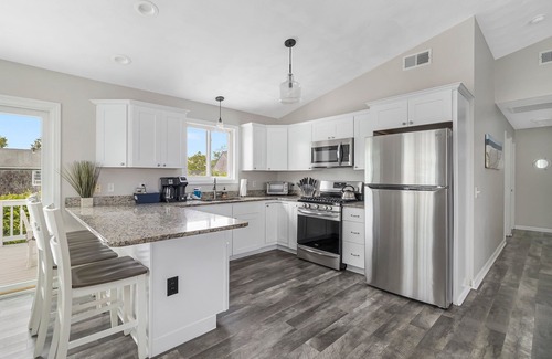 Eastward Look House | 6 Bedroom, A/C, Walk to Beach, Recently Updated